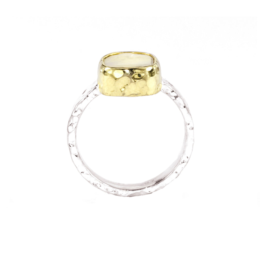 Anne Ring